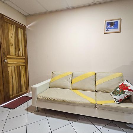 Apartamento Daly 3 Guápiles Eksteriør bilde