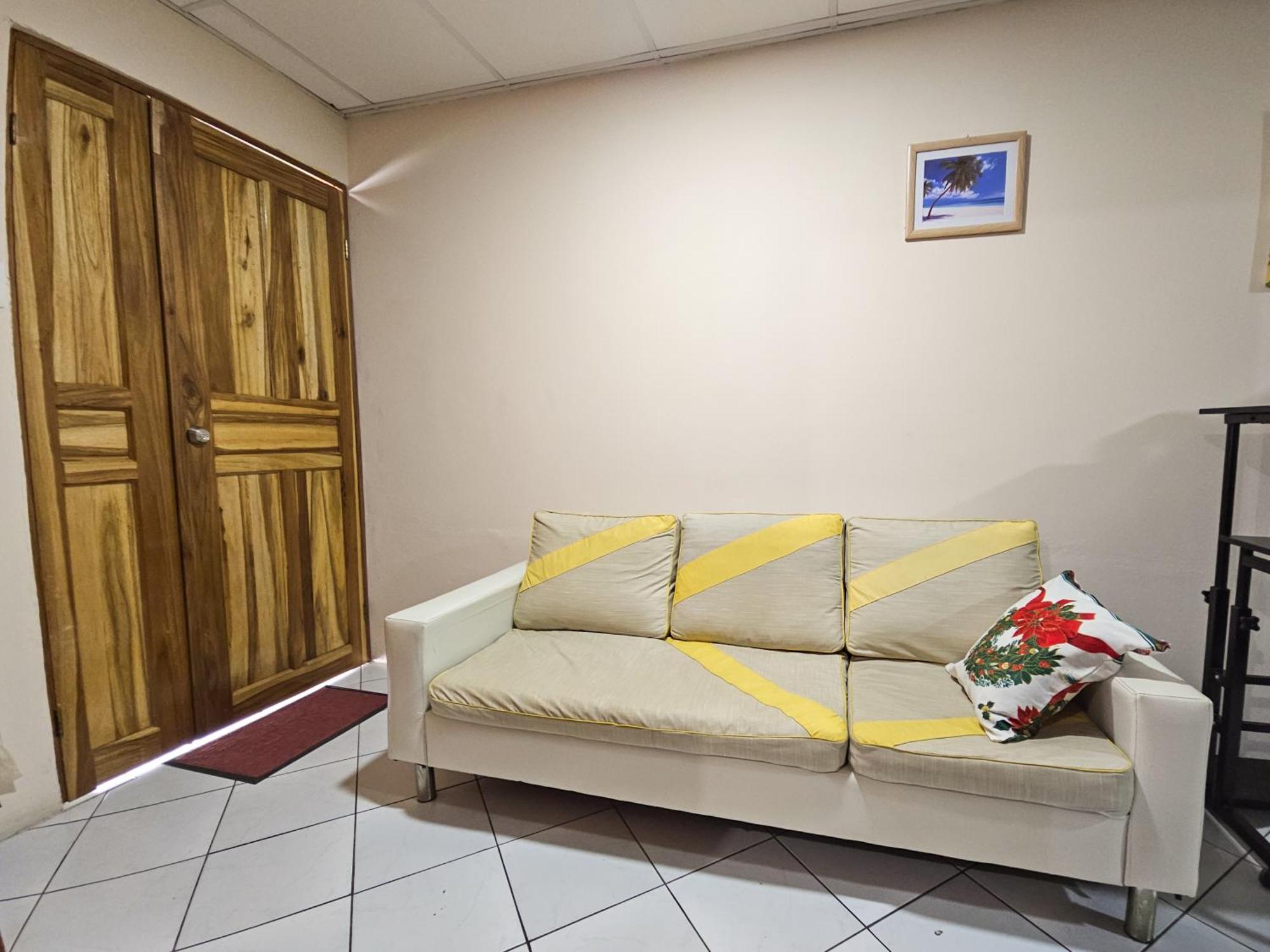 Apartamento Daly 3 Guápiles Eksteriør bilde